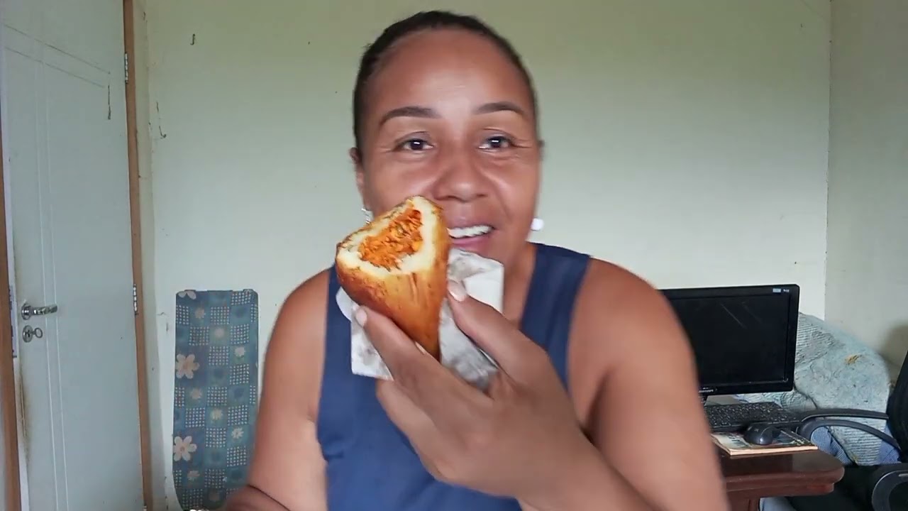 Provei 2 coxinhas de lugar diferente e mesmo Preço | Qual a mais gostosa?