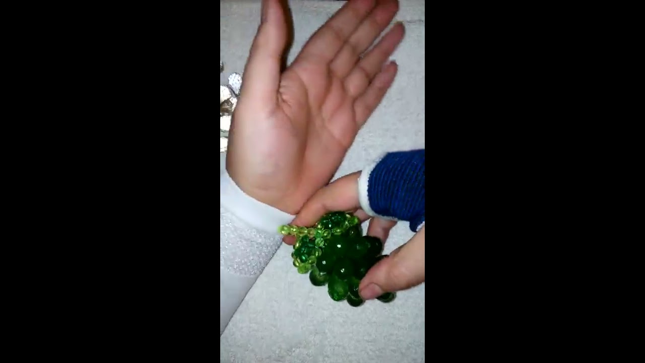 عنقود عنب صغير بالخرز الدمعة مع اضافات جديدة وطريقة عمل ورقة شجر بطريقة جديدة ومختلفة