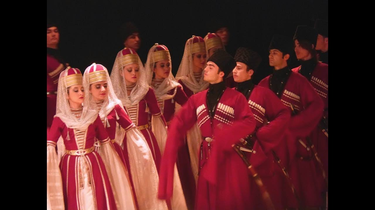 Ankara Çerkes Derneği 2017 Yıl Sonu Gösterisi 5 (son) - Elbruz/Aşemez/Mazenef (circassian dances)