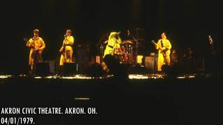 Devo - Akron Civic Theatre (Akron. OH. 04/01/1979)