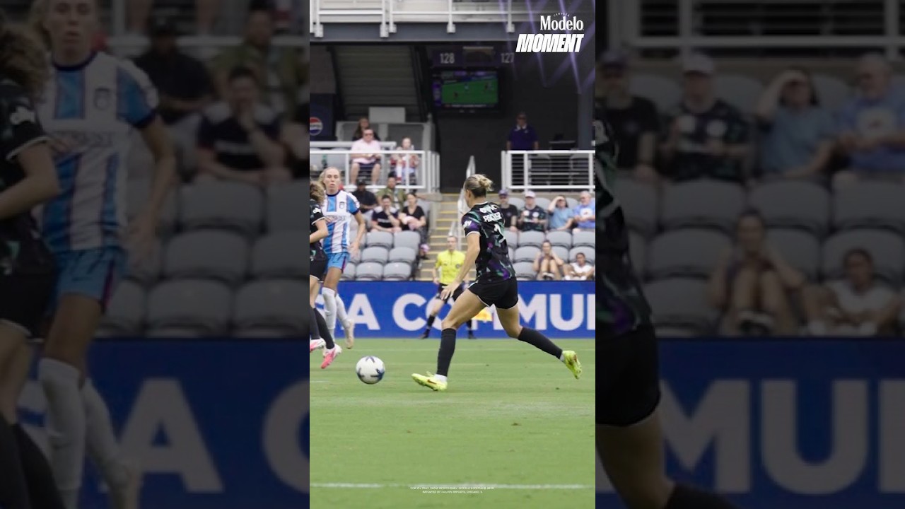 Kayla Fischer's goal vs. Chicago