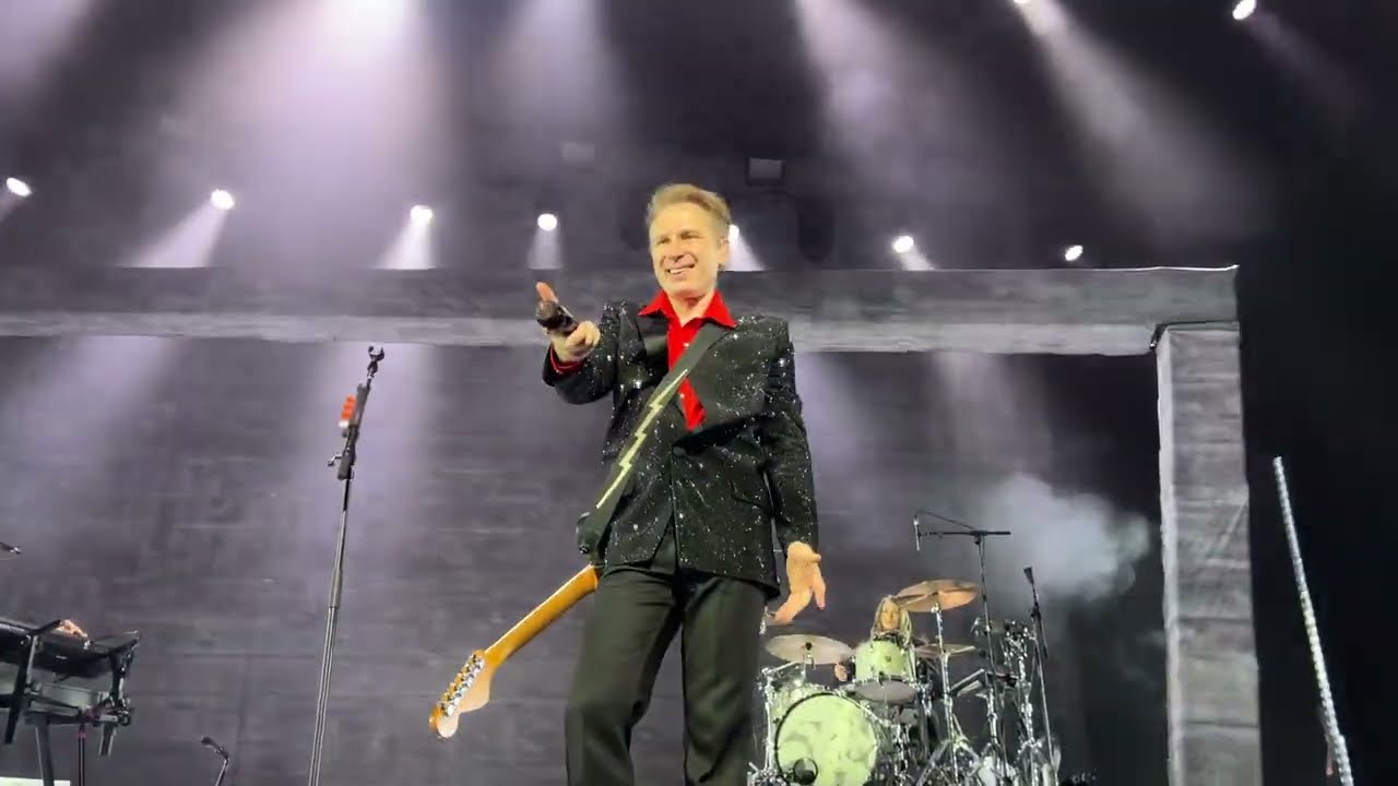 Franz Ferdinand: Do You Want To (Live @ The Wiltern, March 29, 2025)