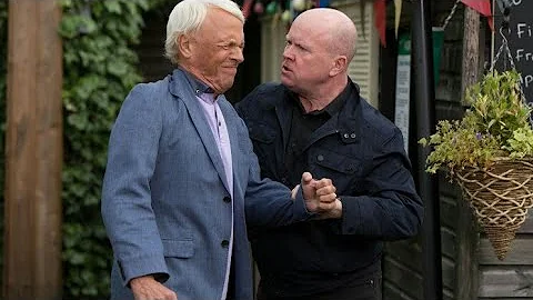 Eastenders - Gavin Sulivan Vs. The Square (2015 - ...
