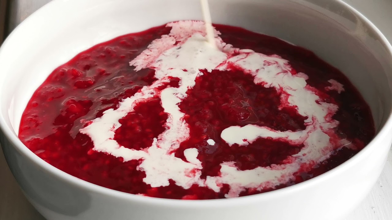 Compote de fruits rouges 🍓 🍇 - Dessert danois classique : "Rødgrød med fløde" - Recette # 276
