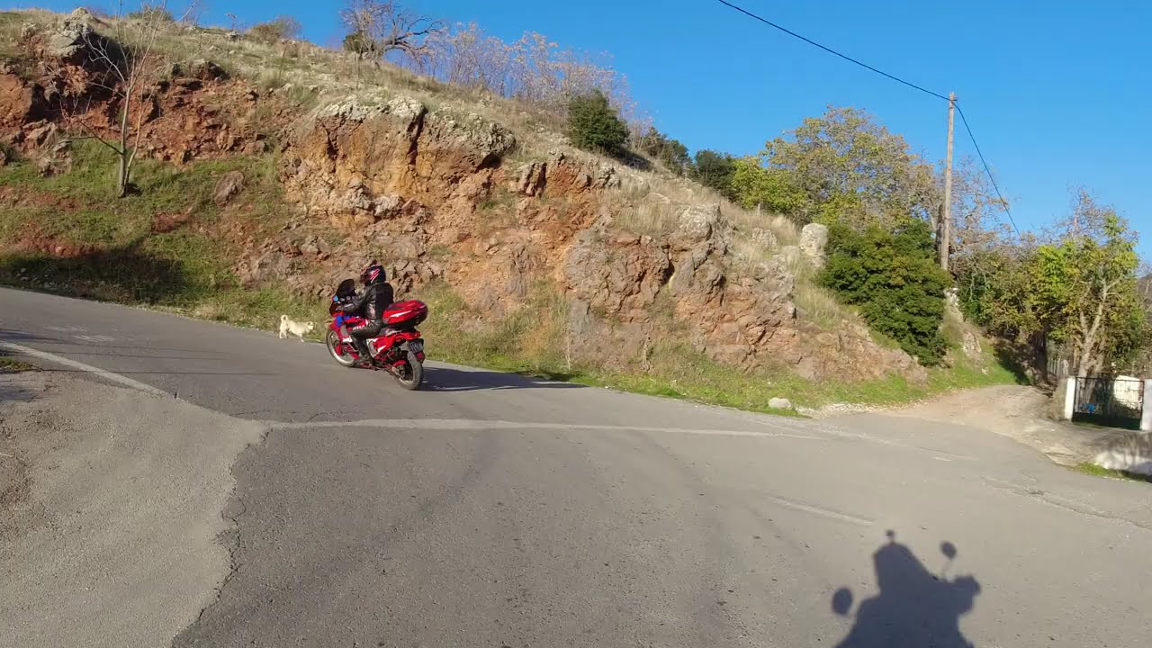 africa twin 750  Διαδρομη  απο   Σπηλαιο Λιμνων---  Καλαβρυτα...