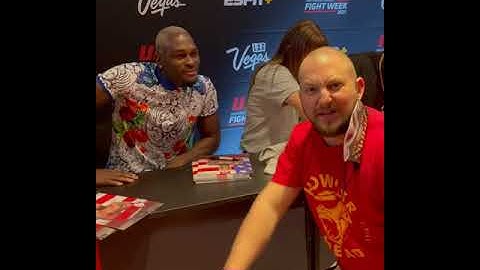 Derek Brunson Reaction On Bruce Buffer Impersonation|#MMA #UFC #SHORTS #BRUCEBUFFER #DEREKBRUNSON