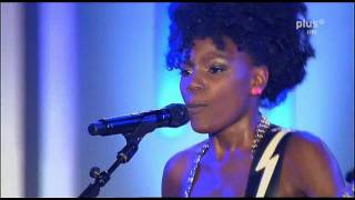 [HD] Noisettes - Sister Rosetta (Live - New Pop Festival 2009)