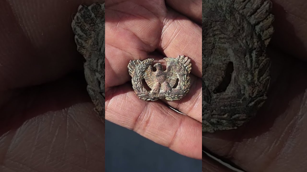 WW2 Warrent Officer's Hat Badge Restored From Being Encrusted & Cemented In A Mineral Conglomerate 