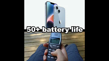 Iphone 14 VS Nokia 3310 
