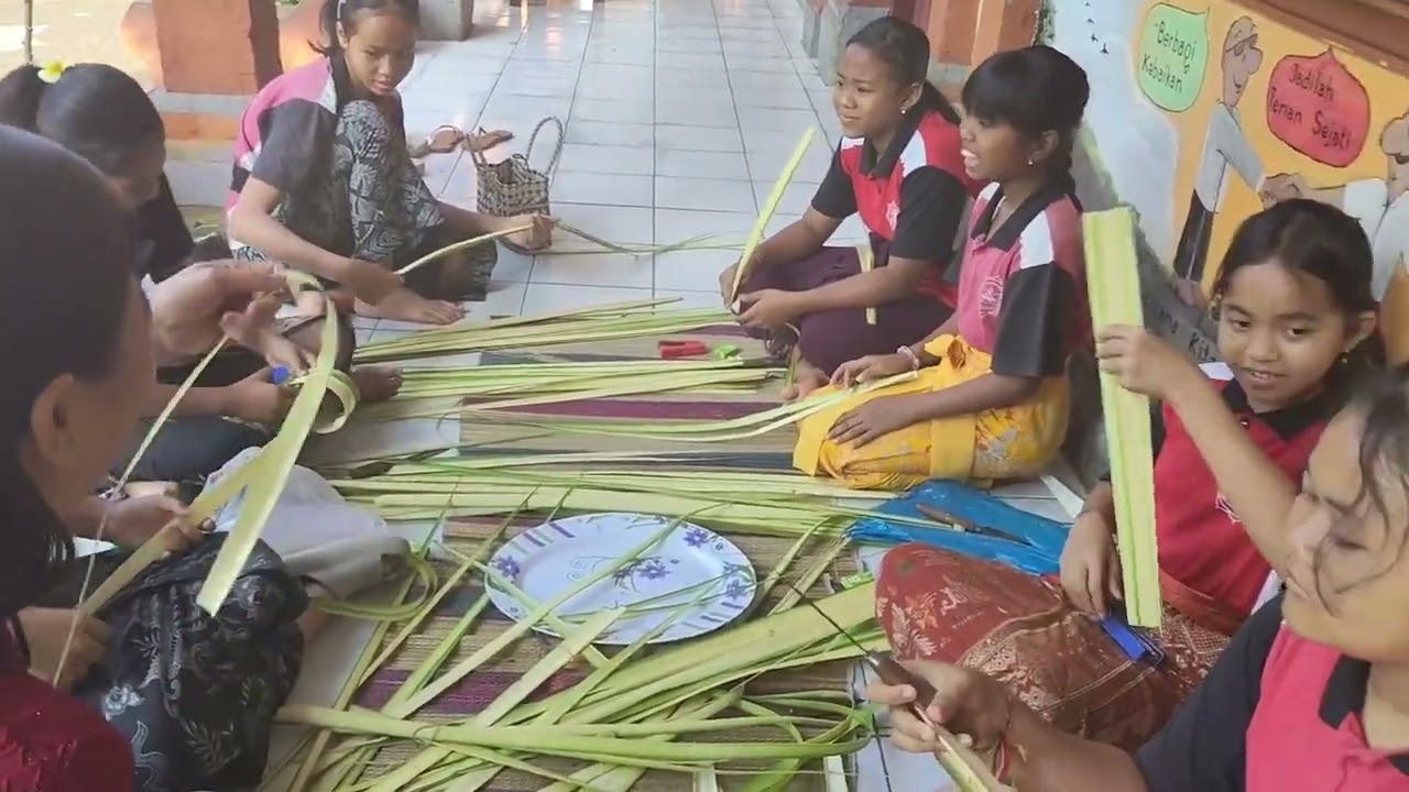 Membuat Ancak dan Majejaitan
