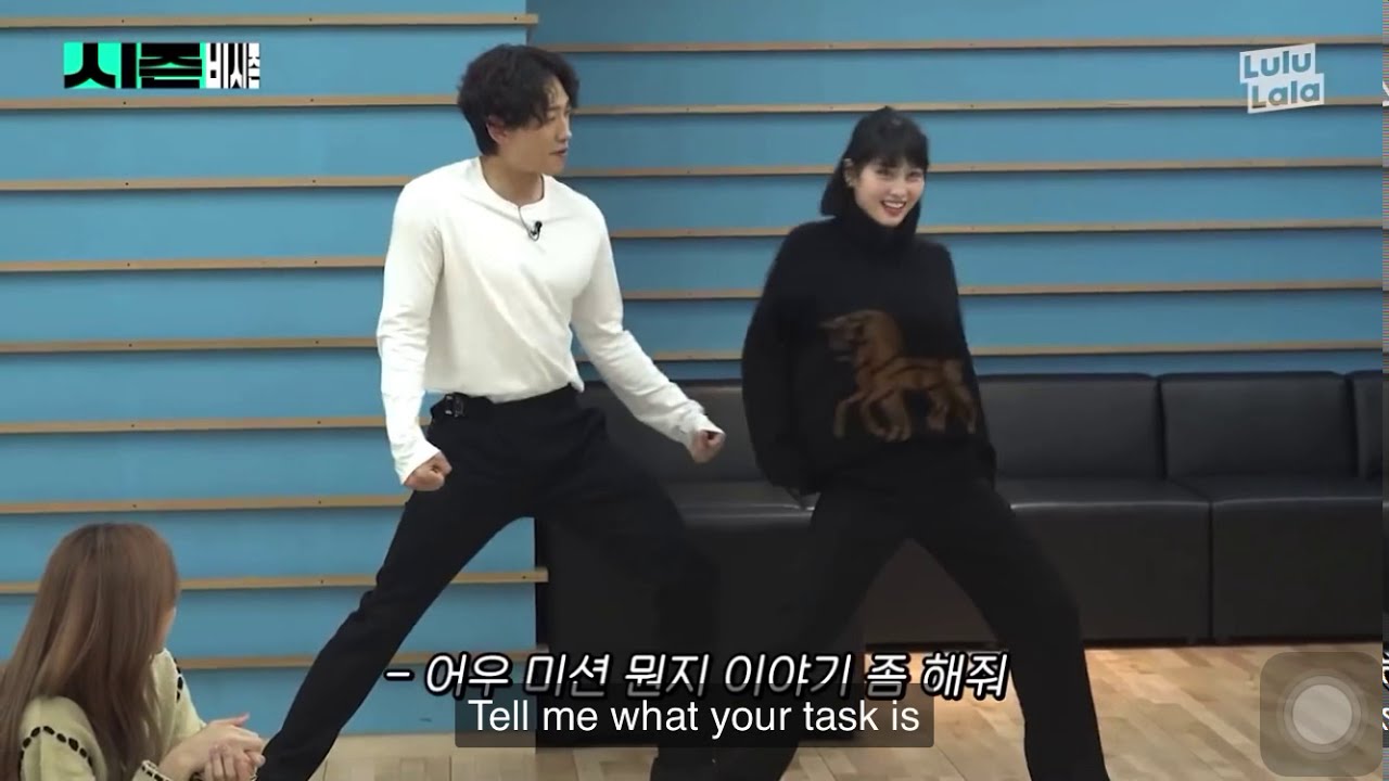 Momo TWICE 모모 트와이스 x Rain 비 dance to Love Song