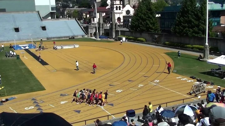 Womens 3200M Start North Coast Section Meet of Cha...