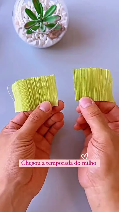 Faça lindas flores com  a palha do milho verde. #arteterapia #milho#manualidades