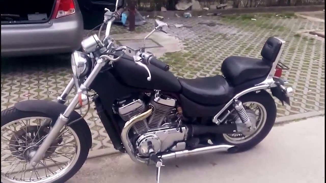 Suzuki intruder vs750