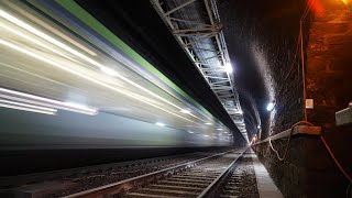 Lötschberg-Scheiteltunnel (Schweiz) - Einbau Feste Fahrbahn unter laufendem Betrieb