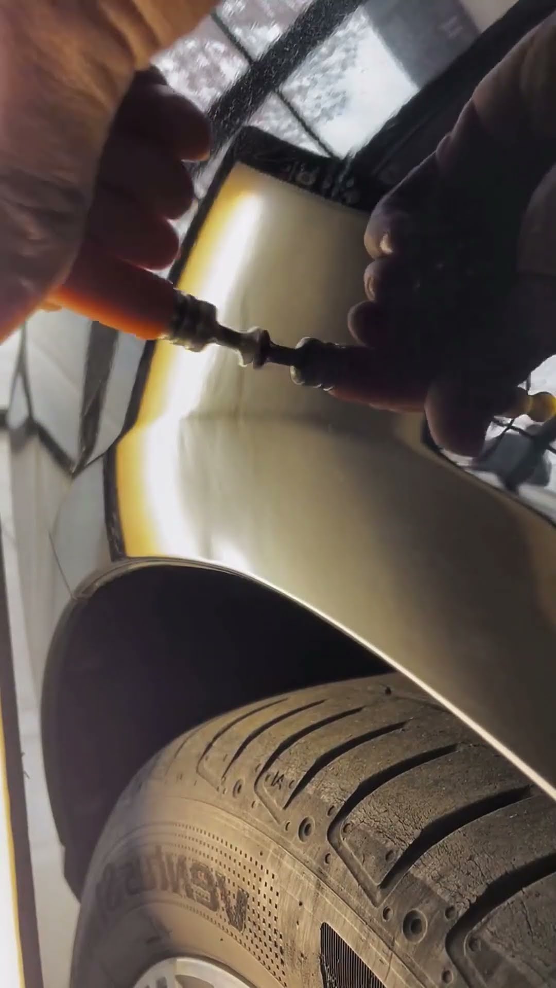 Repair dent process of vehicle with glue stick- Good tools and machinery make work easy