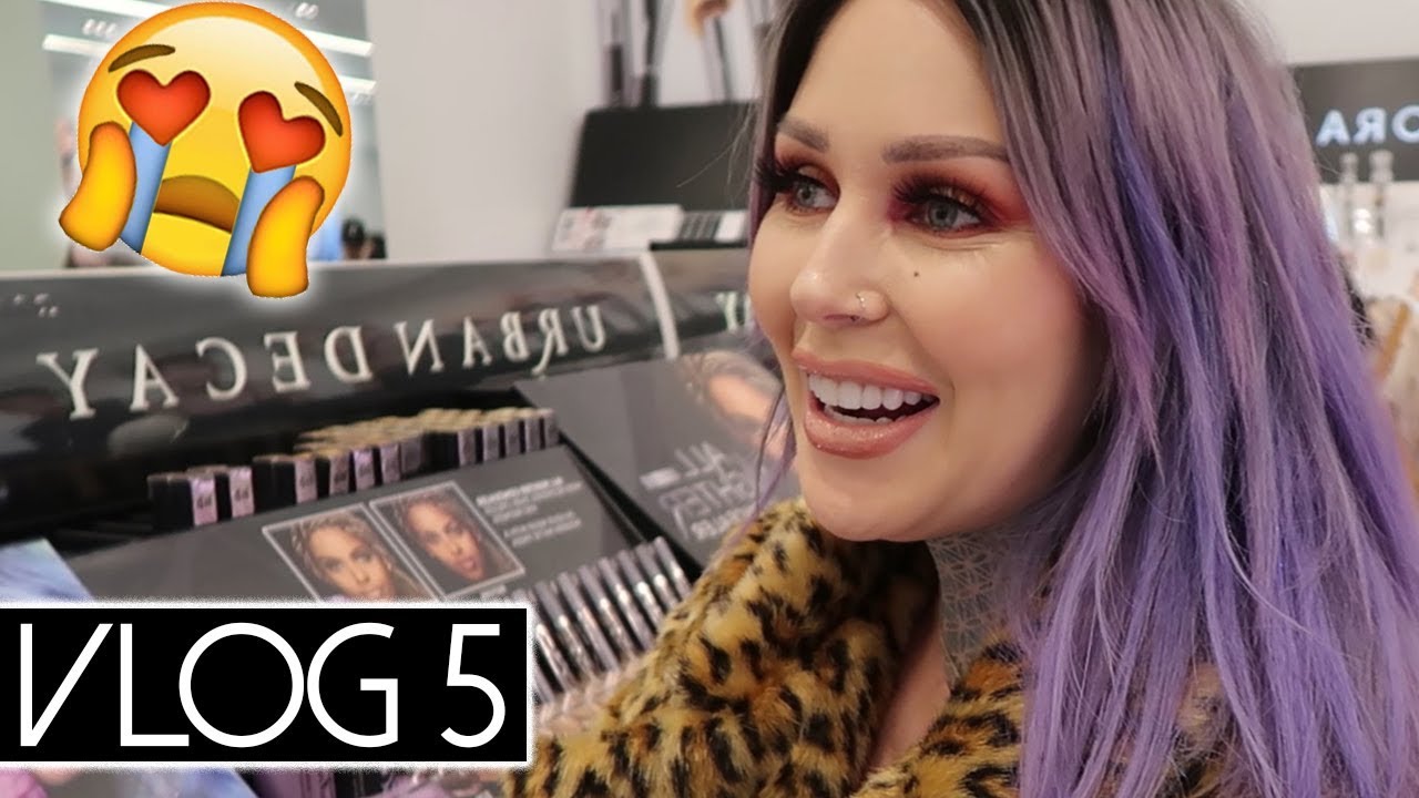 leanne ford VLOG 5 | MY FIRST TIME IN PHILLY! | STRANGER GIVES RYAN AN ODD NOTE!