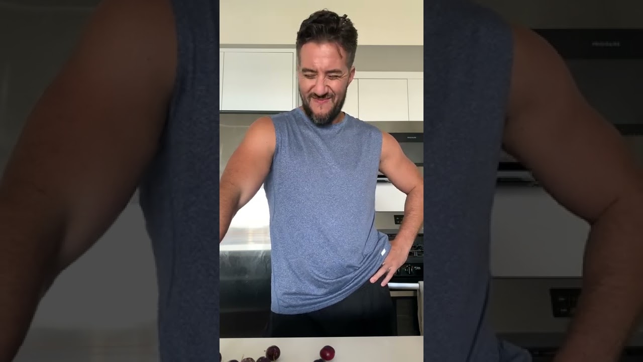 Cherry Stem Party Trick #Shorts - YouTube