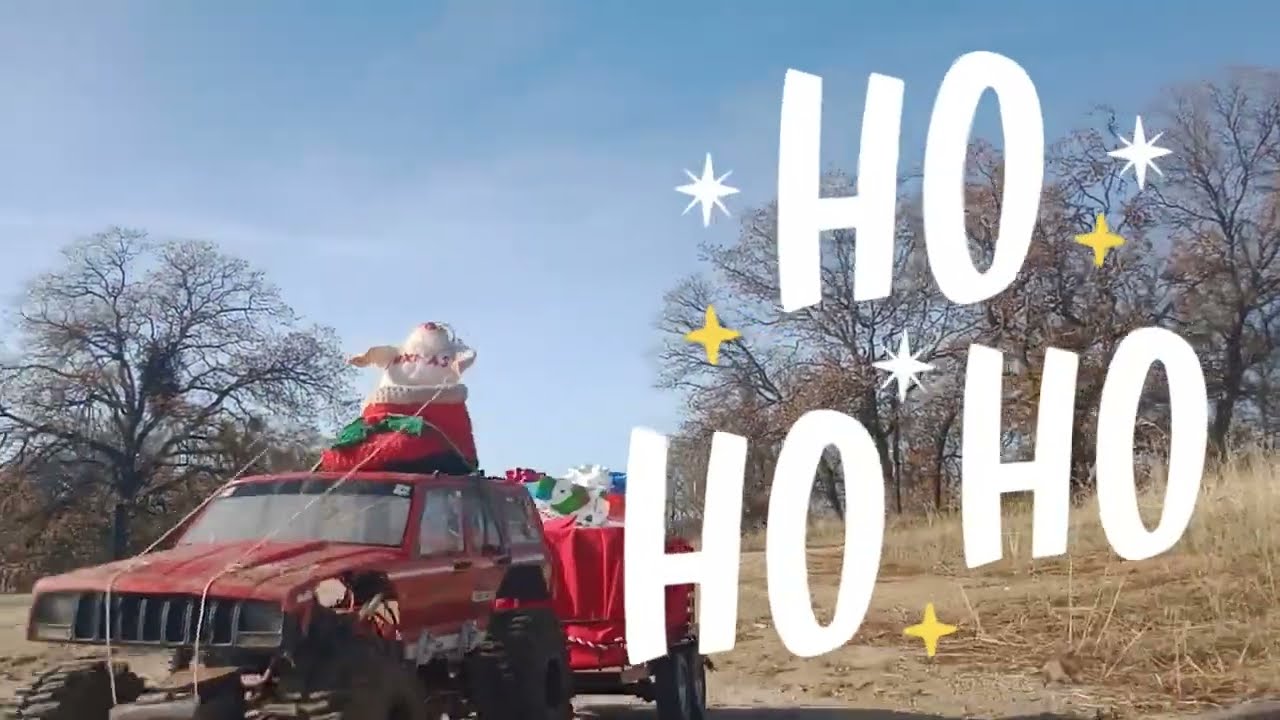 Santa's New Sleigh - RC Rock Crawler Christmas Deliveries 2022 - Christmas in the Hills