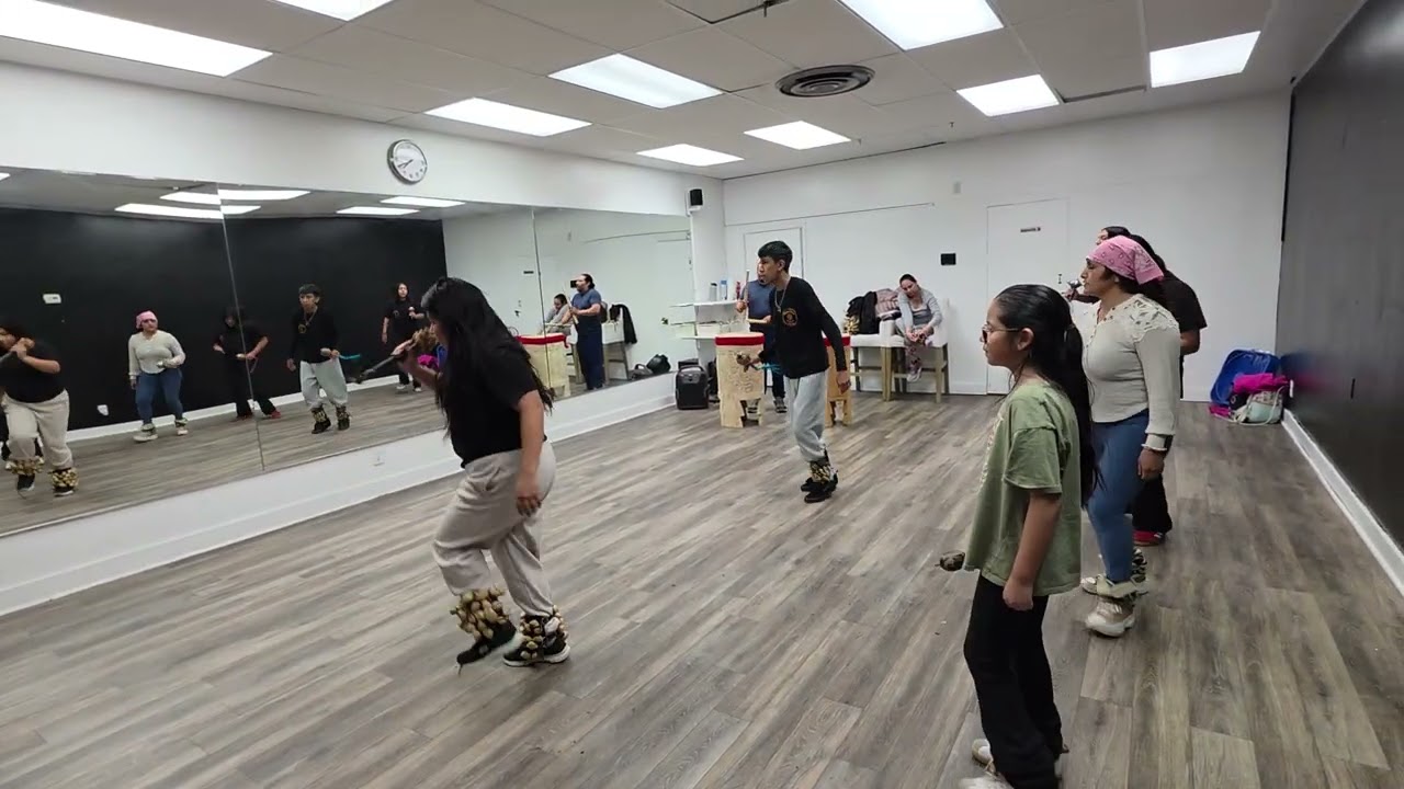 Les comparto algo de las practicas del Grupo Danza Azteca Demacu de el Jefe Esteban 2026