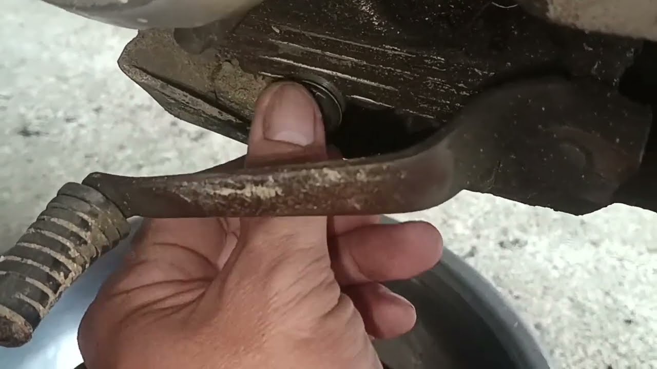 Paano mag change oil Ng motor 