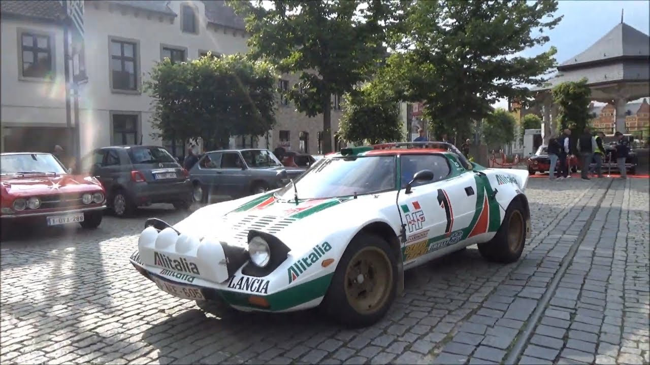 Oldtimer cars arrive at CCFP Italian day 2024