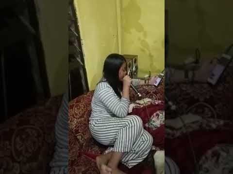 Tante di keroyok anak muda