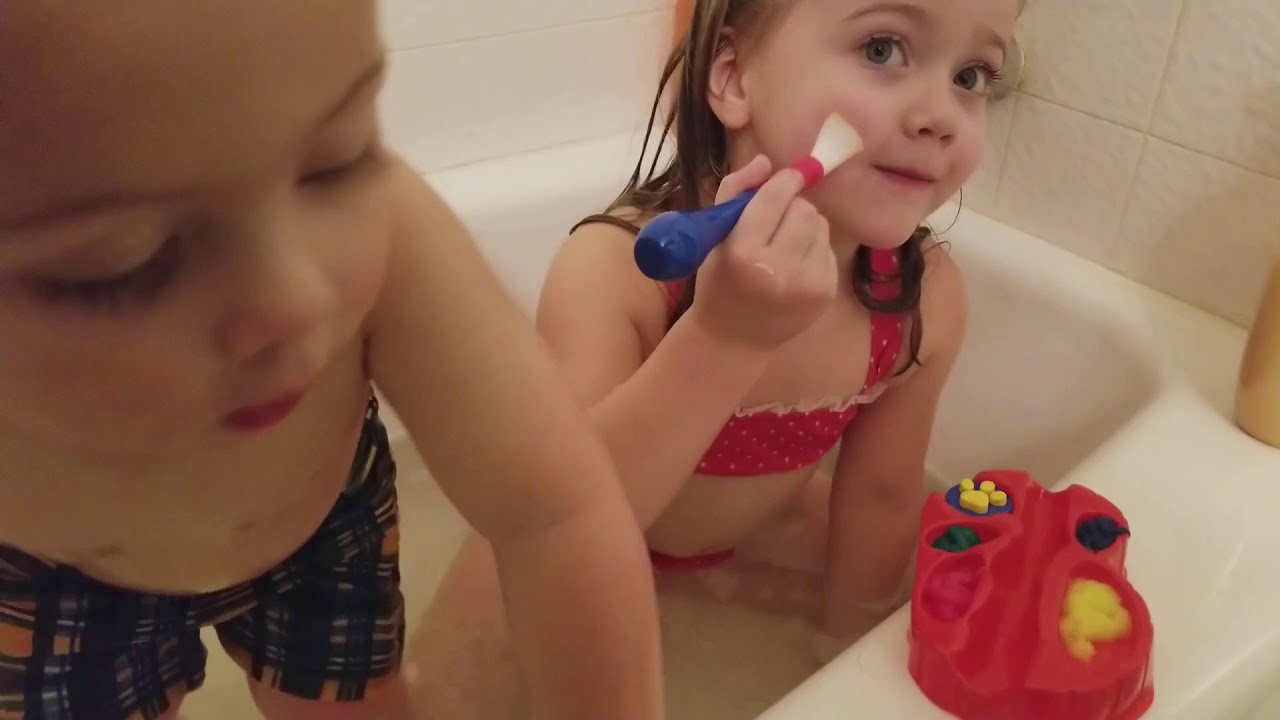 We Got New Bath Toys!!