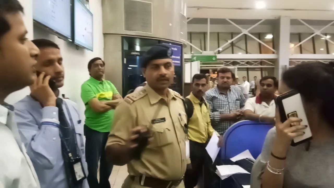 Indigo Flight Customer suffering from problem so halla bol to Indigo