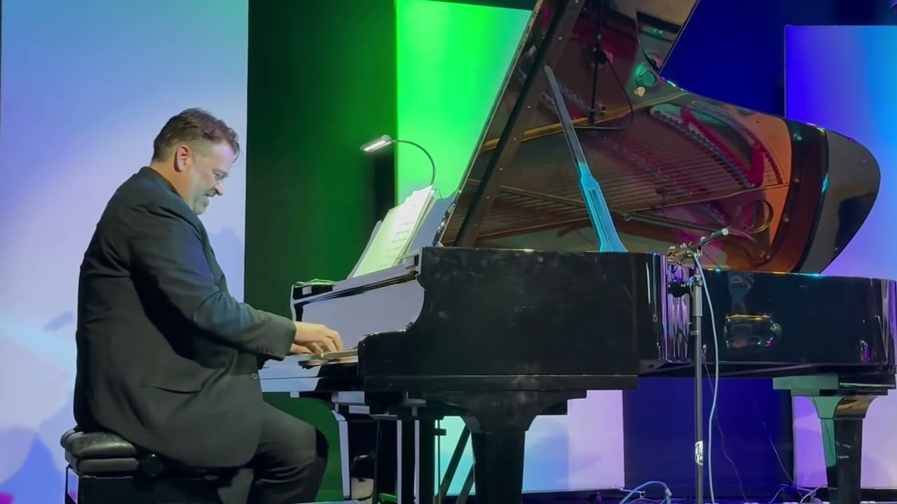 Ernie Watts Quartet “Teentown” 11/01/25 @ Alvas Showroom