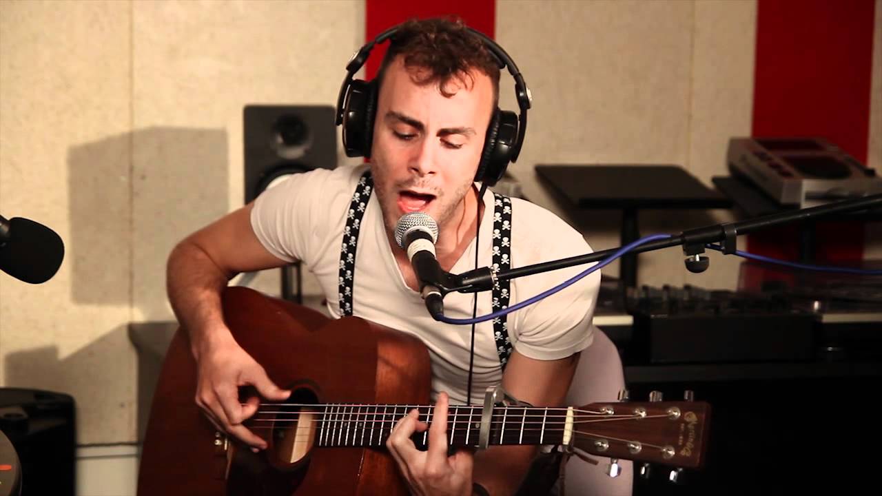 Asaf Avidan: ghost before the wall - Live @ Kol Hacampus 106fm