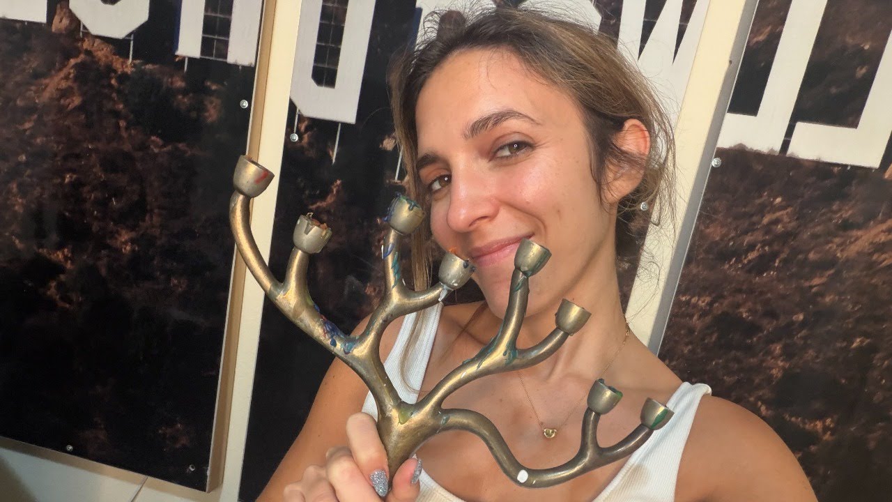 Let's Light Hanukkah Candles + do an unboxing + GRWM for my meeting