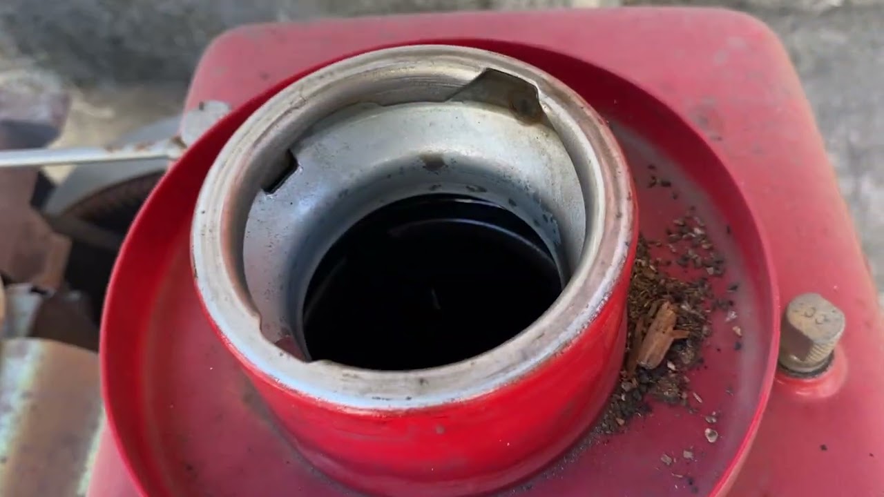 Máy dầu Yanmar NFD170  quên xài !! Lh0984440044