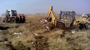 #Amazing amazing motor grader stuck in mud compilation - motor grader stuck mud #HD #2017