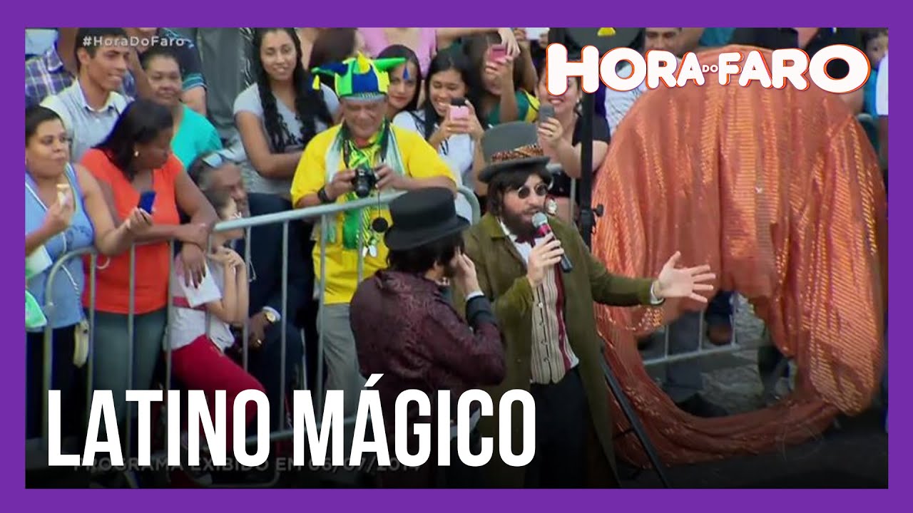 Faro e Latino viram mágicos e fazem show no meio da rua