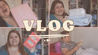 VLOG SEMANAL 08 - comprinhas aleatórias e leitura | Por Paixão