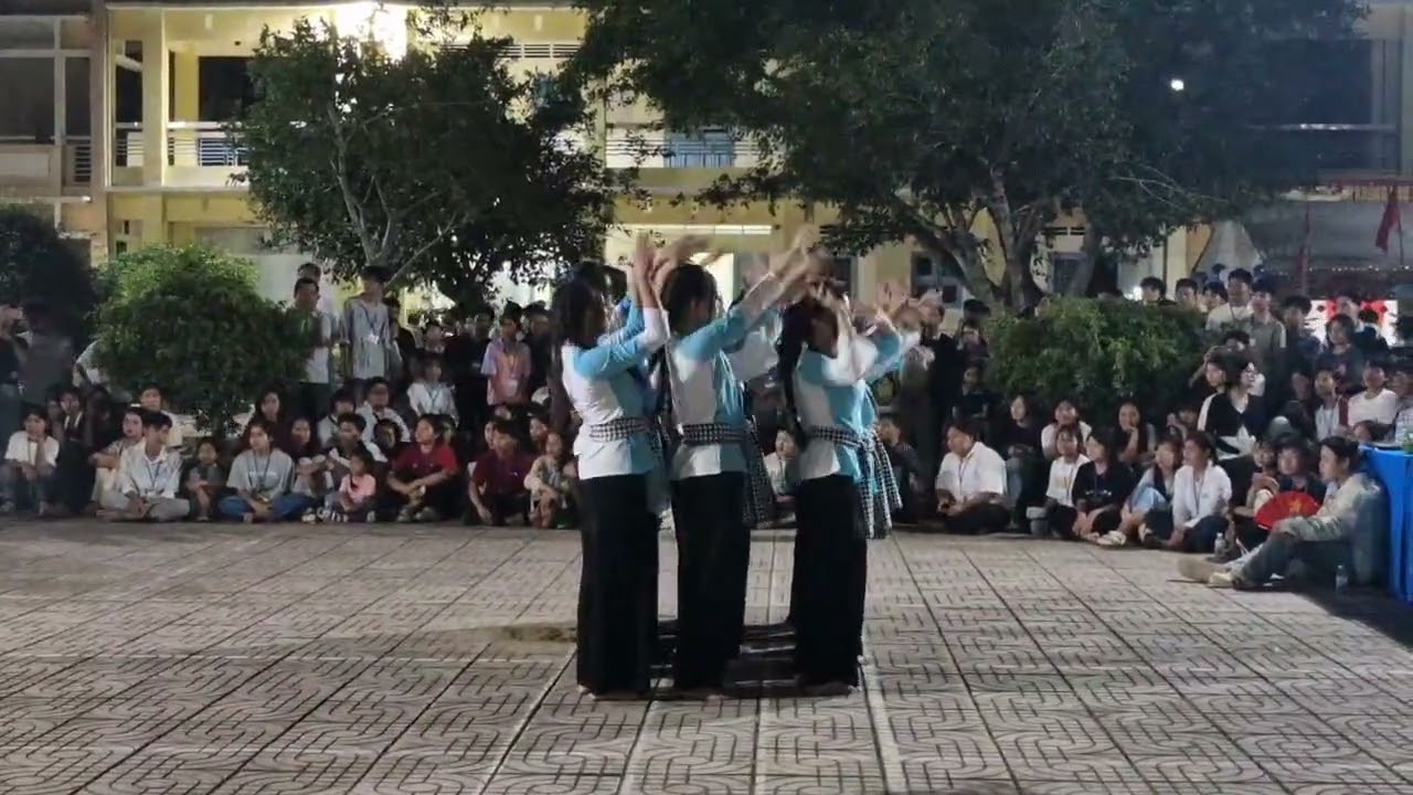 King Bắc công diễn