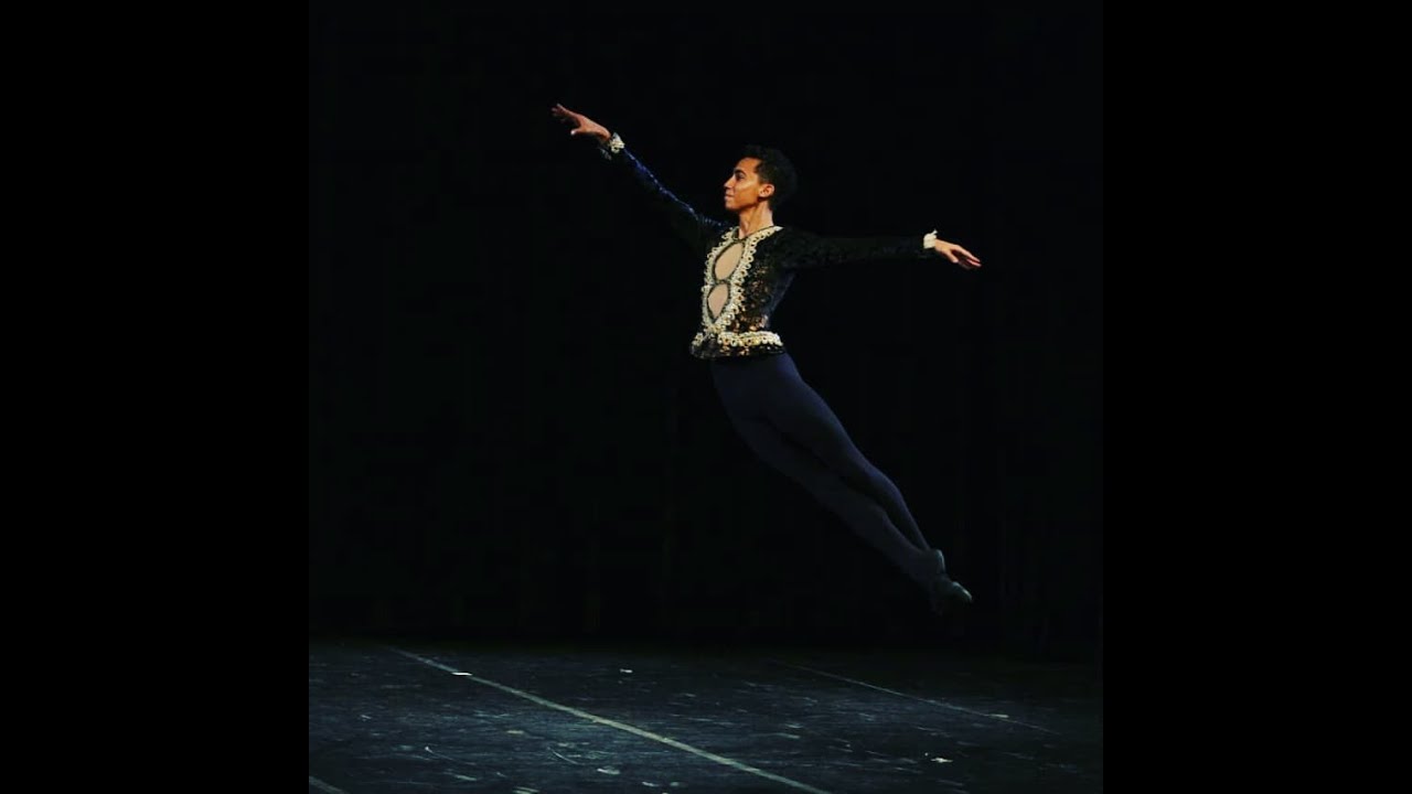 Academia Paula Firetti - Variação Masculina - Carnaval em Veneza