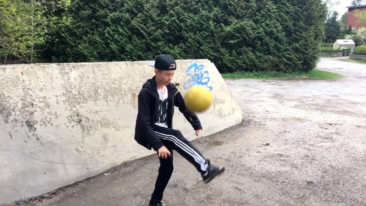 Mamba ball review! (Skills and more)