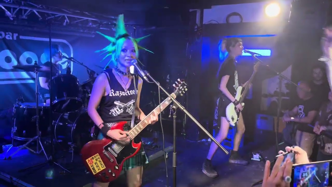 RUMKICKS - Punk Rocker (Bar Loose, Helsinki, Finland 18.07.25)