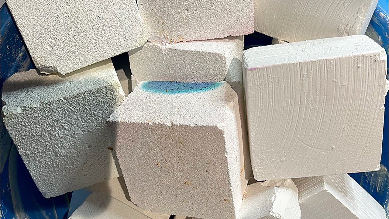 Plain Jane blocks and reforms | asmrgymchalk | crunchy | powdery | satisfying | please subscribe 