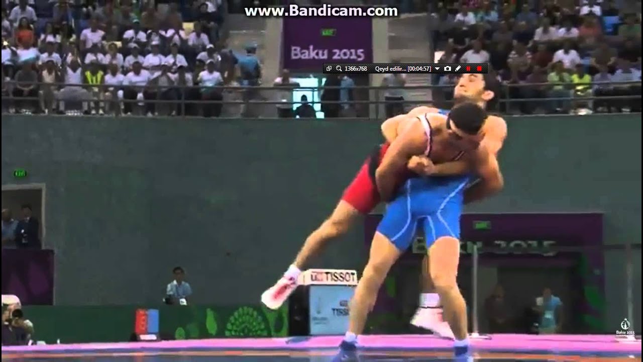 Baku 2015 WRESTLING  :AZE ELMAN MUKHTAROV 9-1 ARM ROMAN AMOYAN