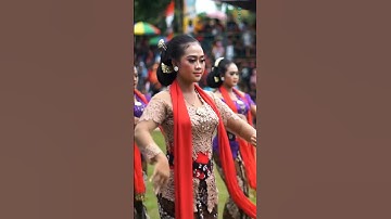 Tarian Anggun Jawa Tengah Dengan Iringan Musik Gending Jawa Klasik #gendingjawaklasik #tarijawa 44