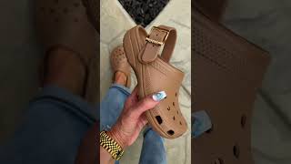Classic Adult Metallic Buckle Clogs @@Crocs ##crocs##clogshoes##tiktokshopcreatorpicks