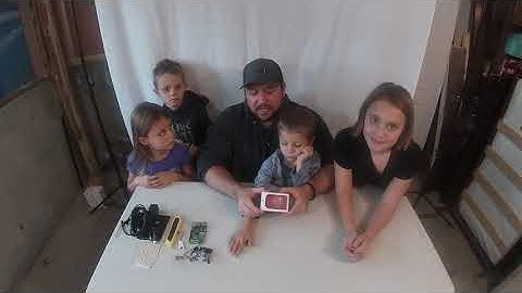 Raspberry Pi with the Kids! Birthday Unboxing Episode | Labists Pi 4 Kit