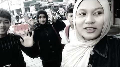 TUGAS VLOG INFORMATIKA "our fun in Bandung"