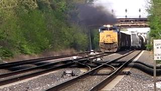 CSX SD70ACe Pulling Freight Hard at St. Denis
