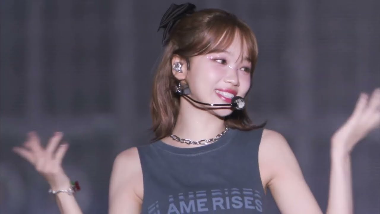 LE SSERAFIM - No Return (FLAME RISES in Japan 2023) - YouTube