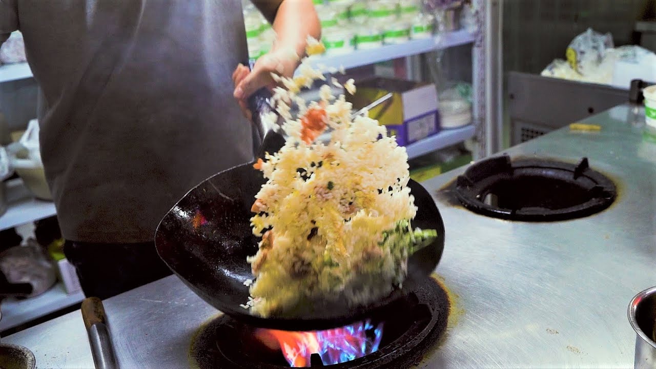 Китайская уличная еда - лучшая коллекция жареного риса с яйцом, потрясающая техника вока 9поваров