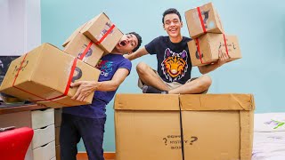 اشترينا اكبر صندوق عشوائي في العالم📦 مش هتصدقوا لقينا ايه جوا 😍!!